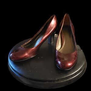 Elegant Burgundy Heels